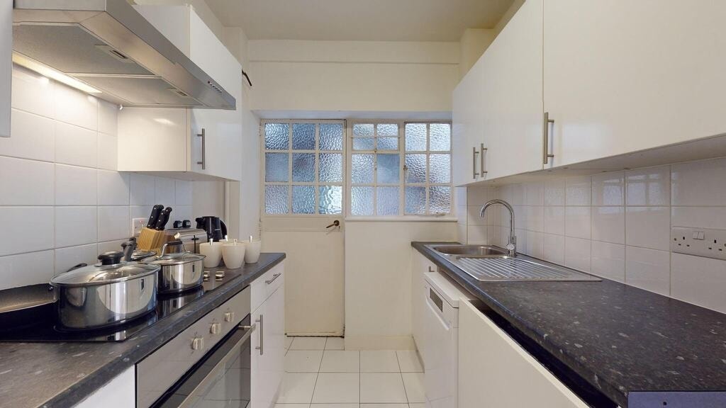 2 Bed Flat, Fulham Road, SW3, N1 7GU photo 3