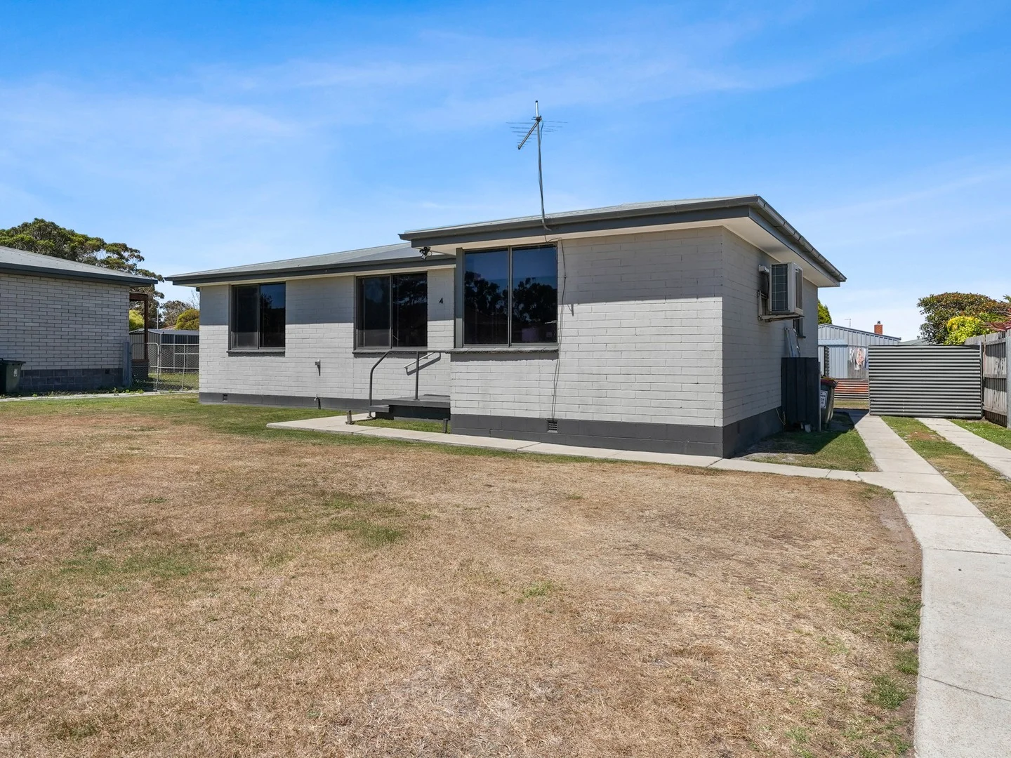 4 Roberts Avenue, George Town TAS 7253