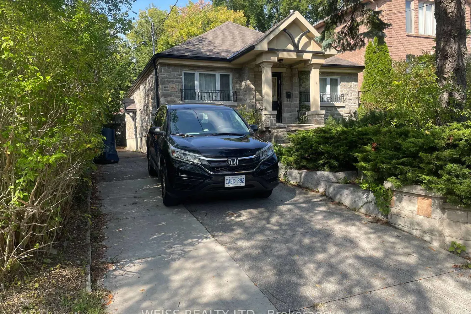 488 Coldstream Avenue