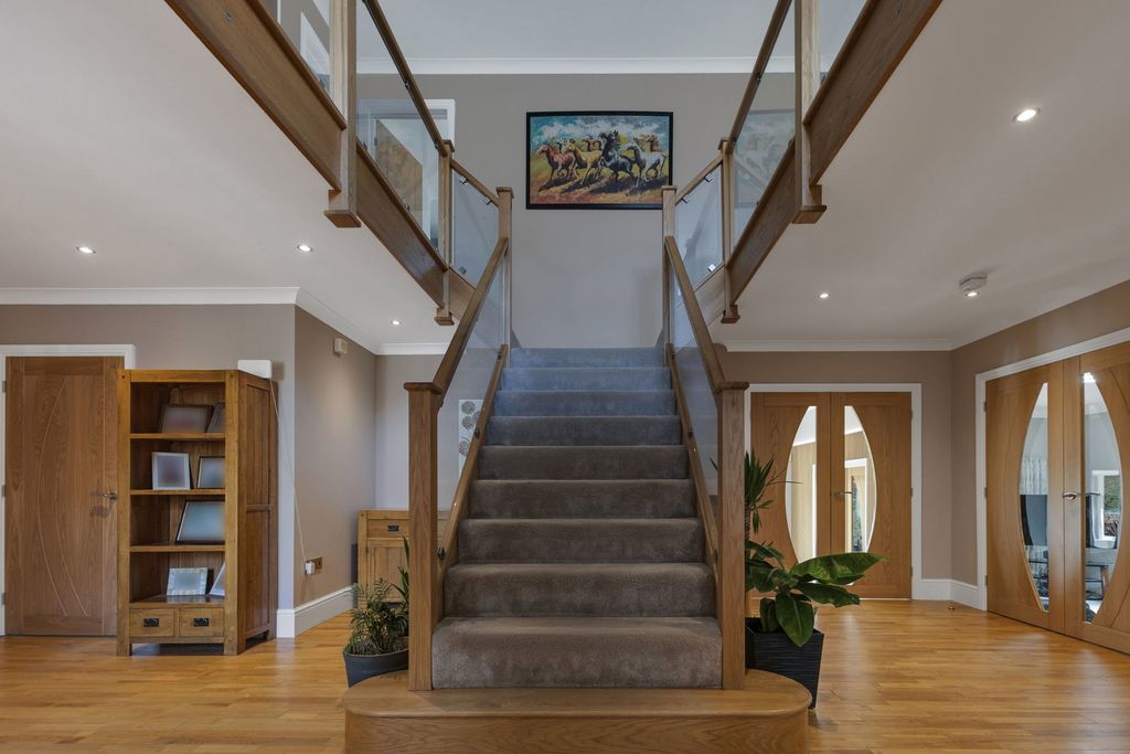 Additional image 2 of 5 bed detached house for saleHolling Moor Lane, Wickersley, Rotherham S66