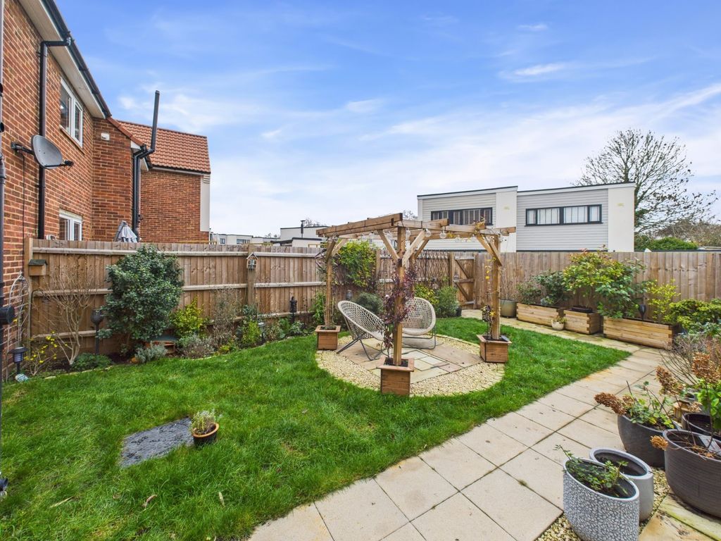 2 bed terraced house for saleCavalry Crescent, Windsor, Berkshire SL4 photo 3