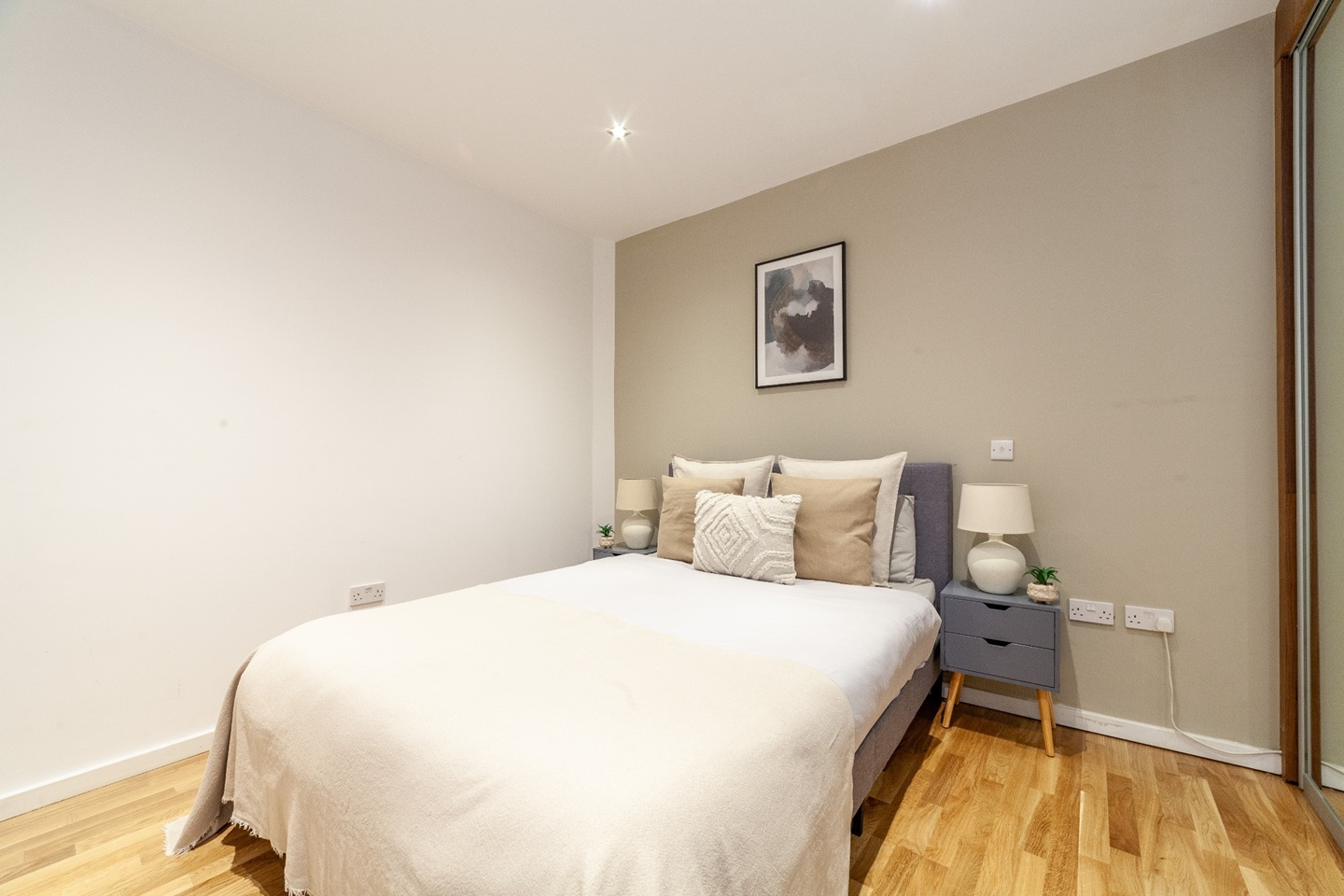 Additional image 7 of 2 Bed Flat, Holmes Road, NW5, N1 7GU