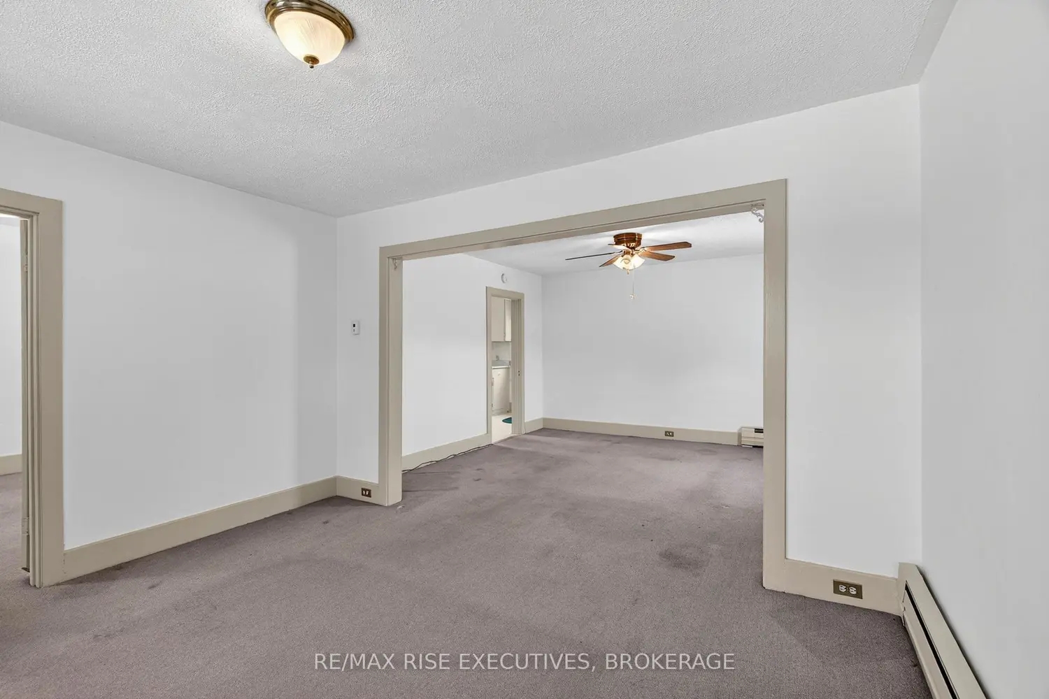 676 King Street photo 2