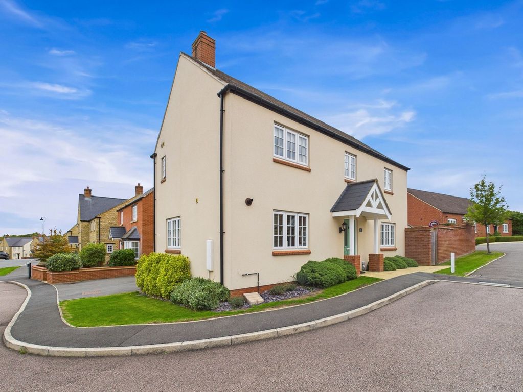 Additional image 28 of 4 bed detached house for saleWhittlewood End, Silverstone NN12