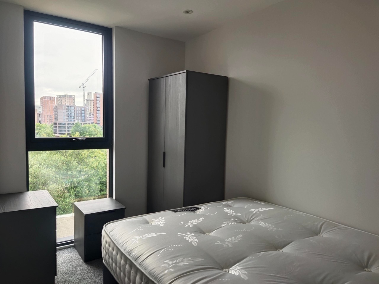 3 Bed Flat, Block B, M5, N1 7GU photo 4