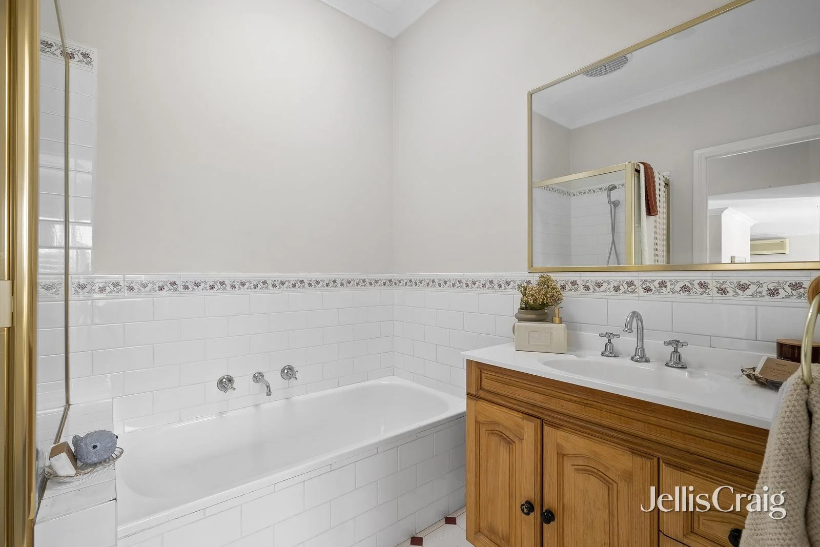 Additional image 12 of 5/18-20 Avalon Grove, Ringwood North VIC 3134