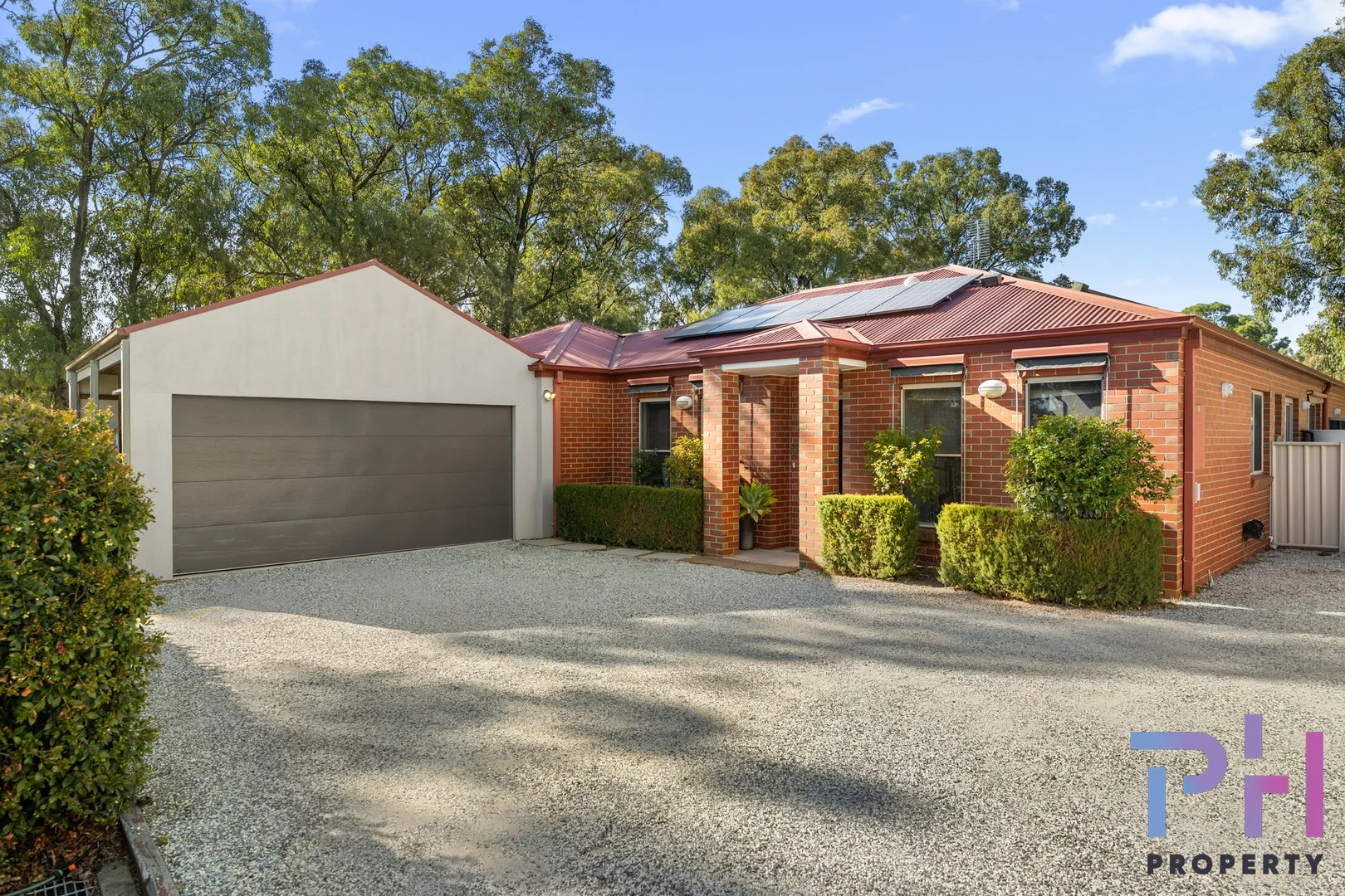 6 Obrien Street, Quarry Hill VIC 3550