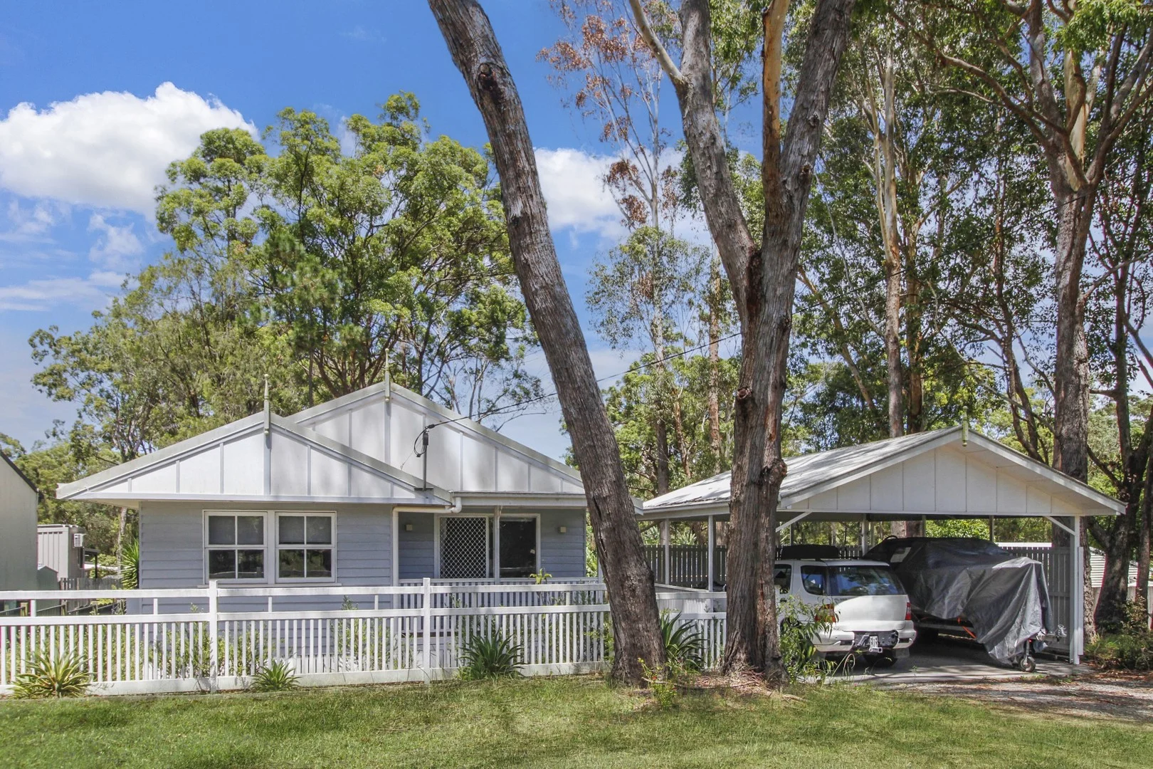 32 Taylor Street, Russell Island QLD 4184