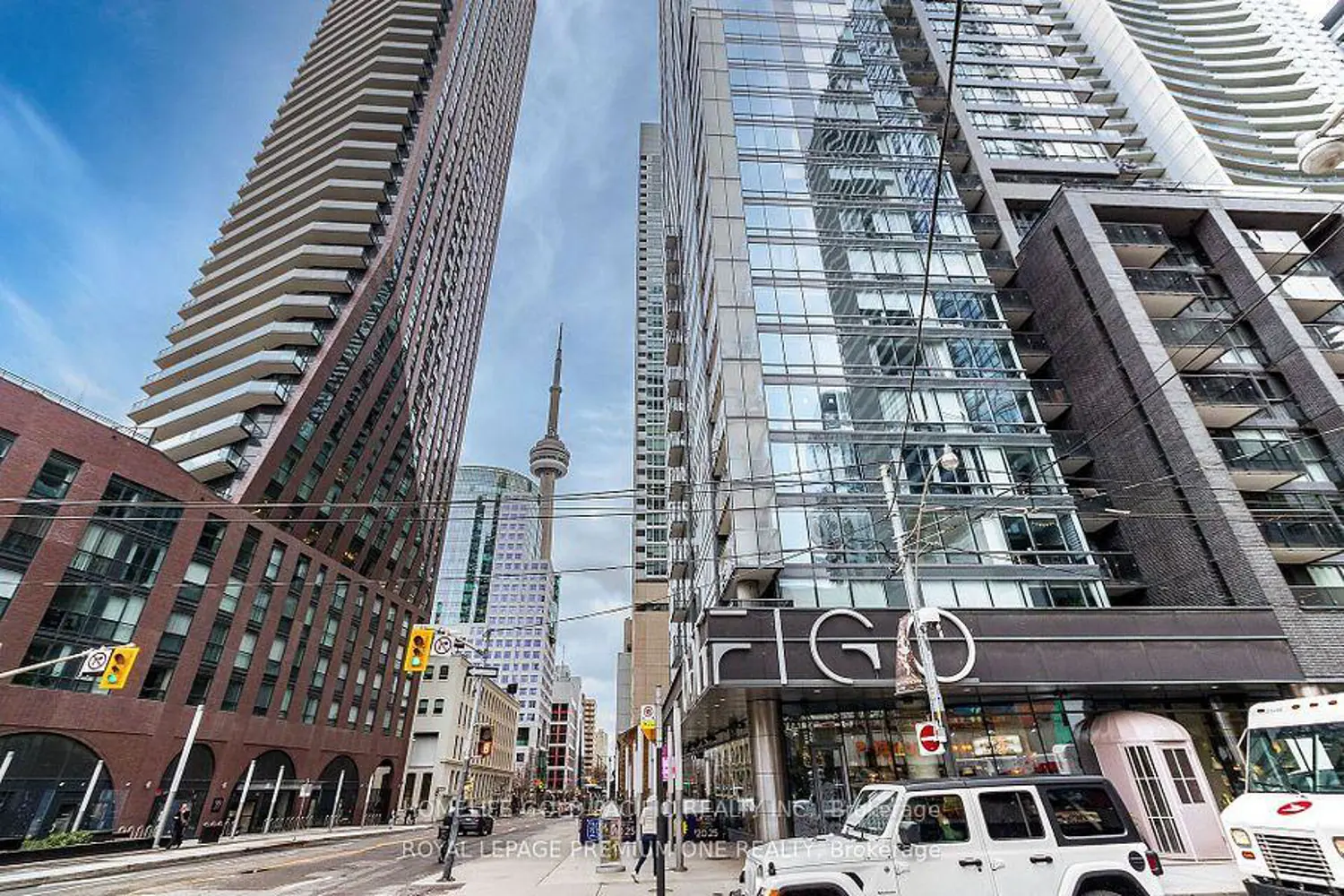 295 Adelaide Street 719