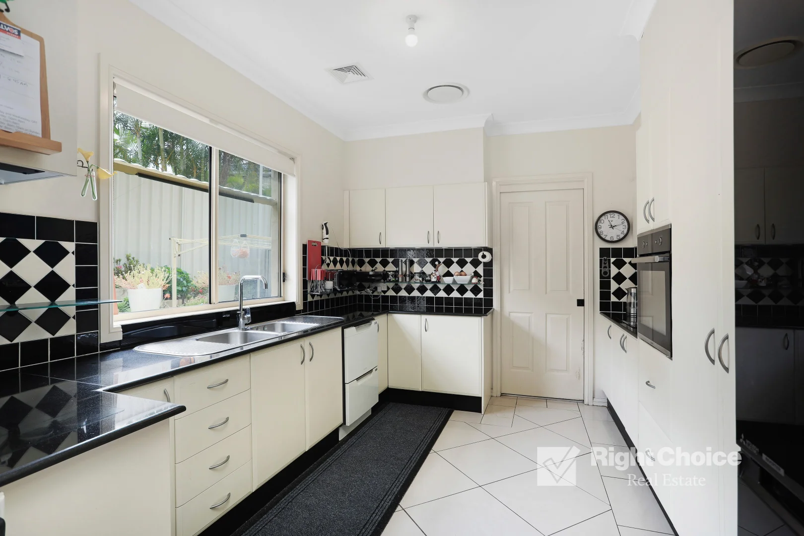6A Narran Way, Flinders NSW 2529 photo 3