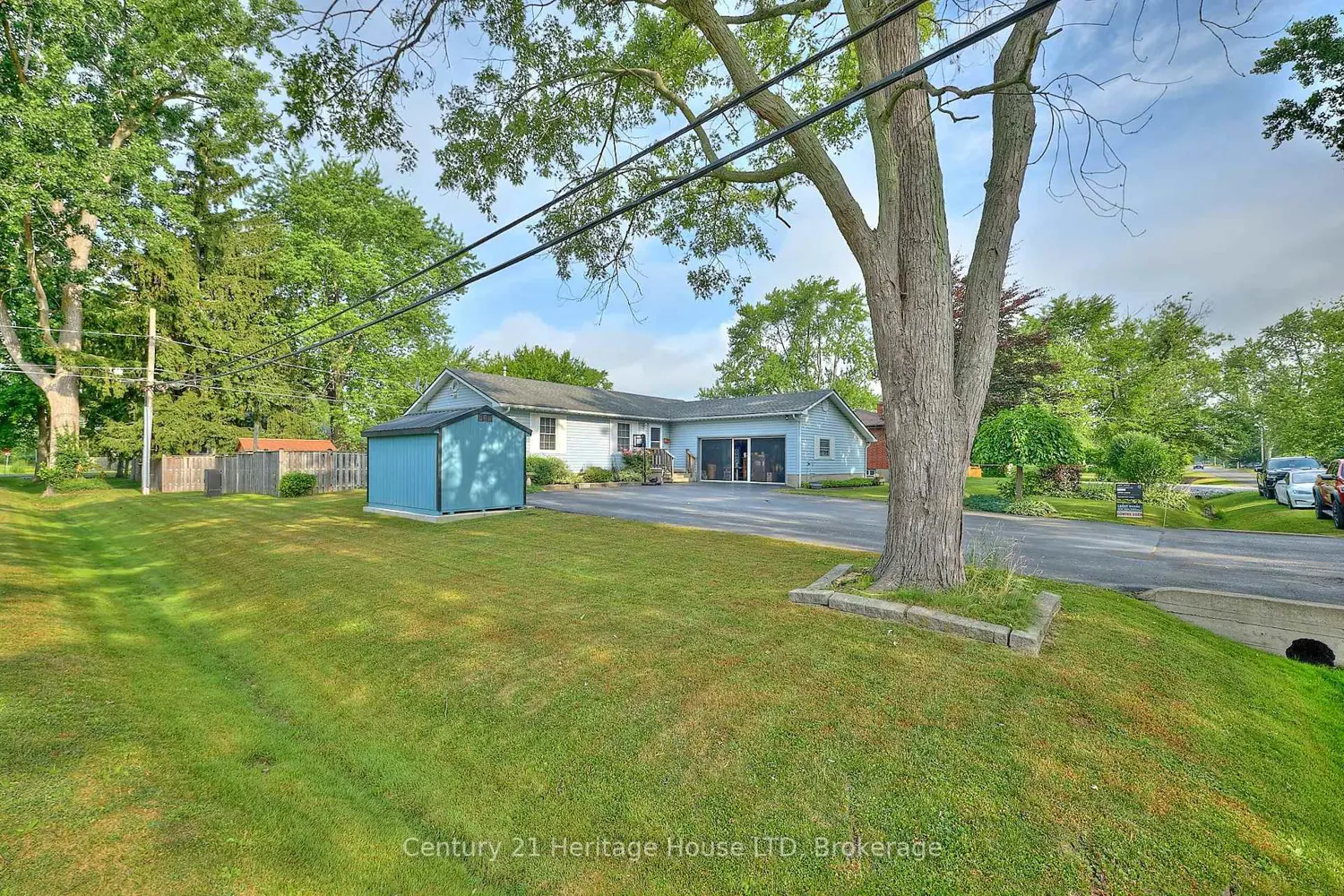655 Parkdale Avenue photo 5