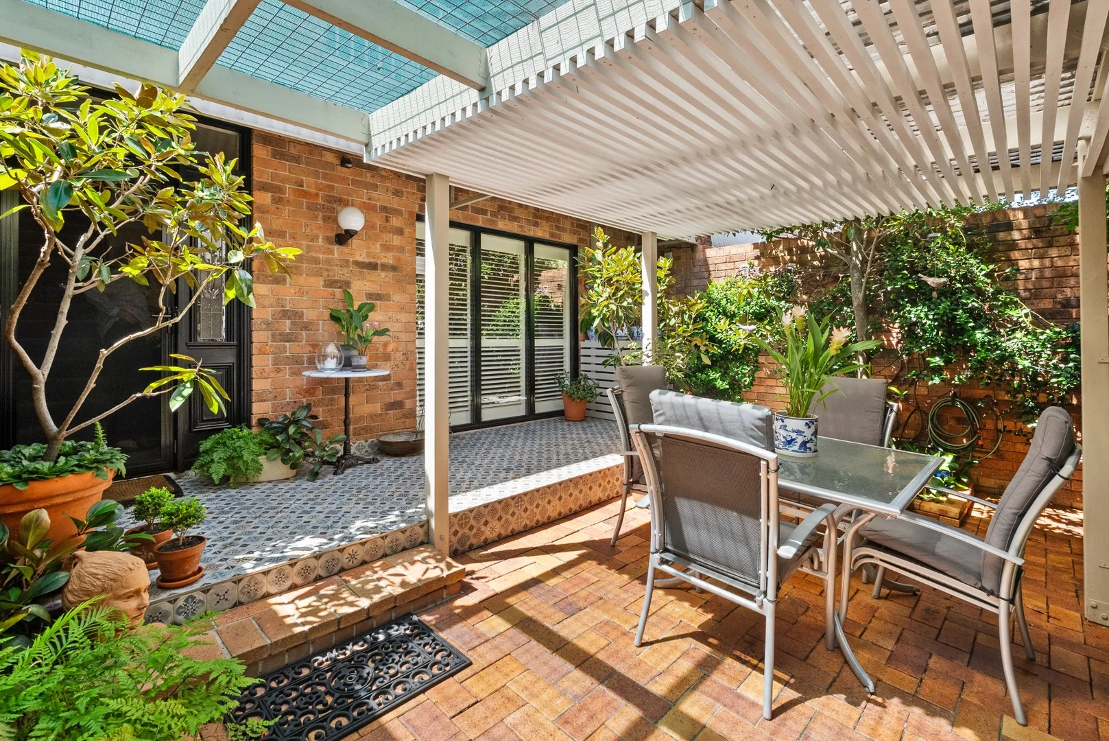 2/69 Ascog Terrace, Toowong QLD 4066