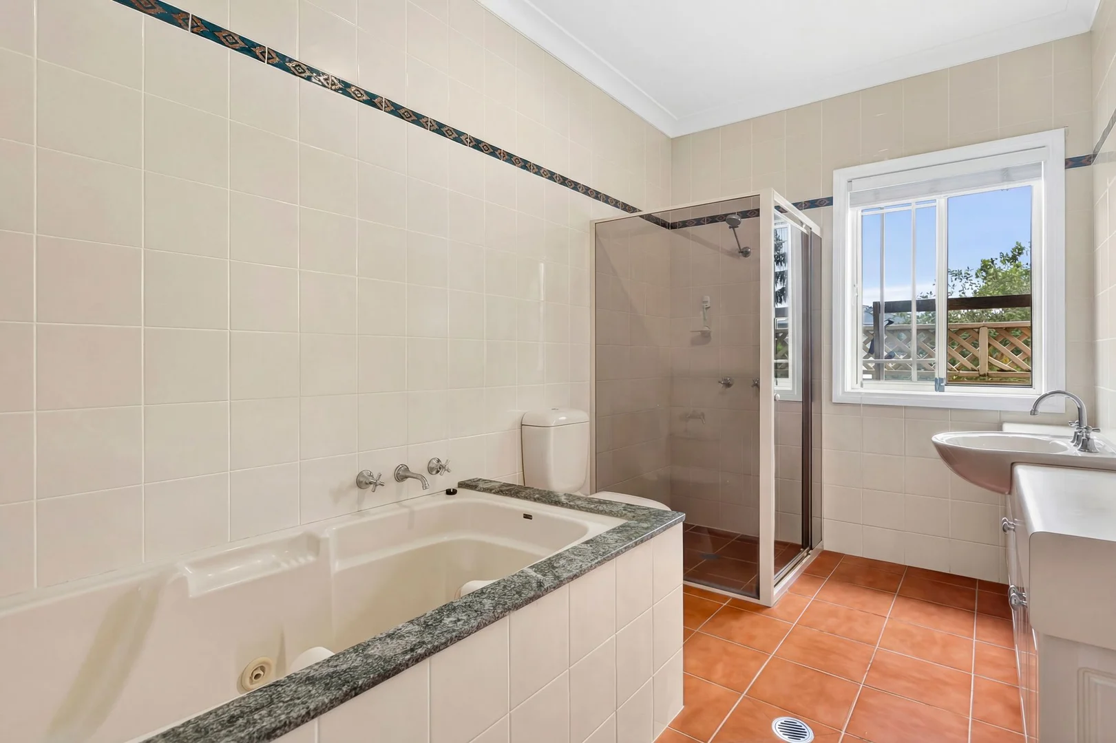 Additional image 15 of 42 Alamein Avenue, Narraweena NSW 2099