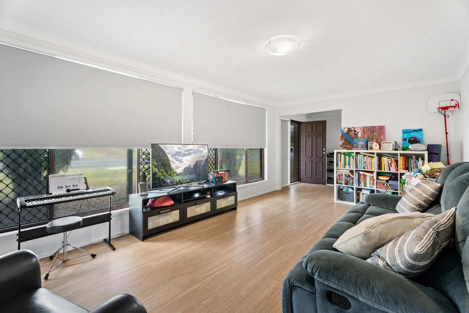Additional image 9 of 194 Bennett Road, St Clair NSW 2759