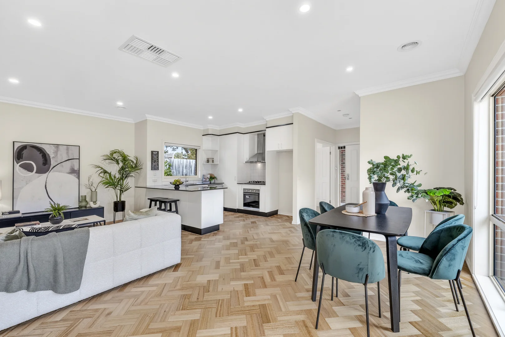 Additional image 2 of 1/38 Carmichael Road, Oakleigh East VIC 3166