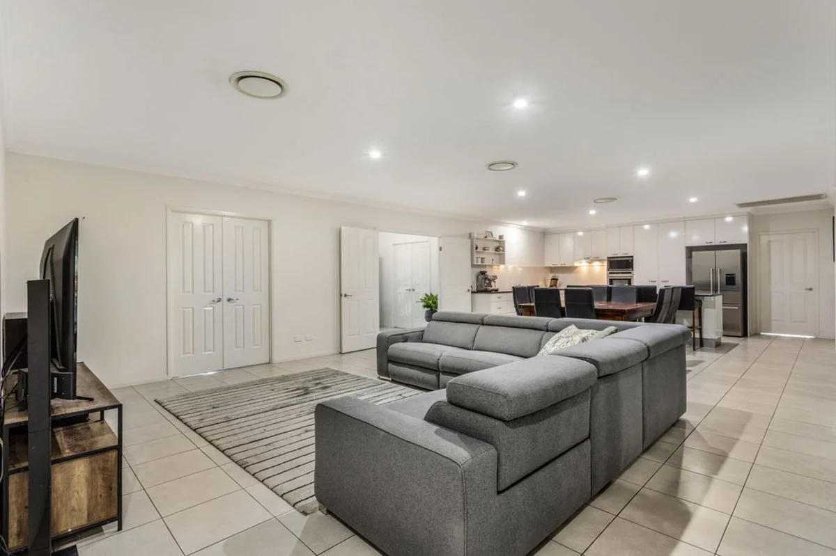 Additional image 5 of 15 Josette Place, Pine Mountain QLD 4306