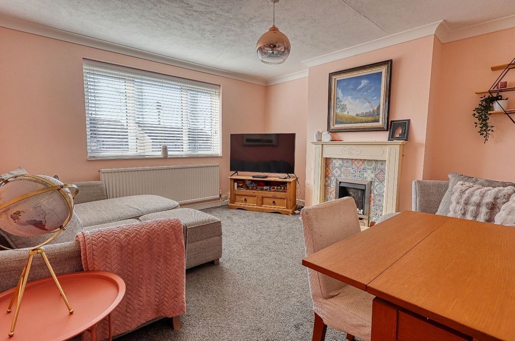 Additional image 2 of 2 bed flat for saleSouthfield Road, Scunthorpe DN16