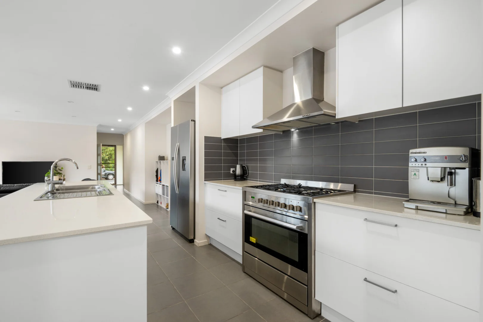Additional image 2 of 8 Eaglehawk Avenue, Armstrong Creek VIC 3217