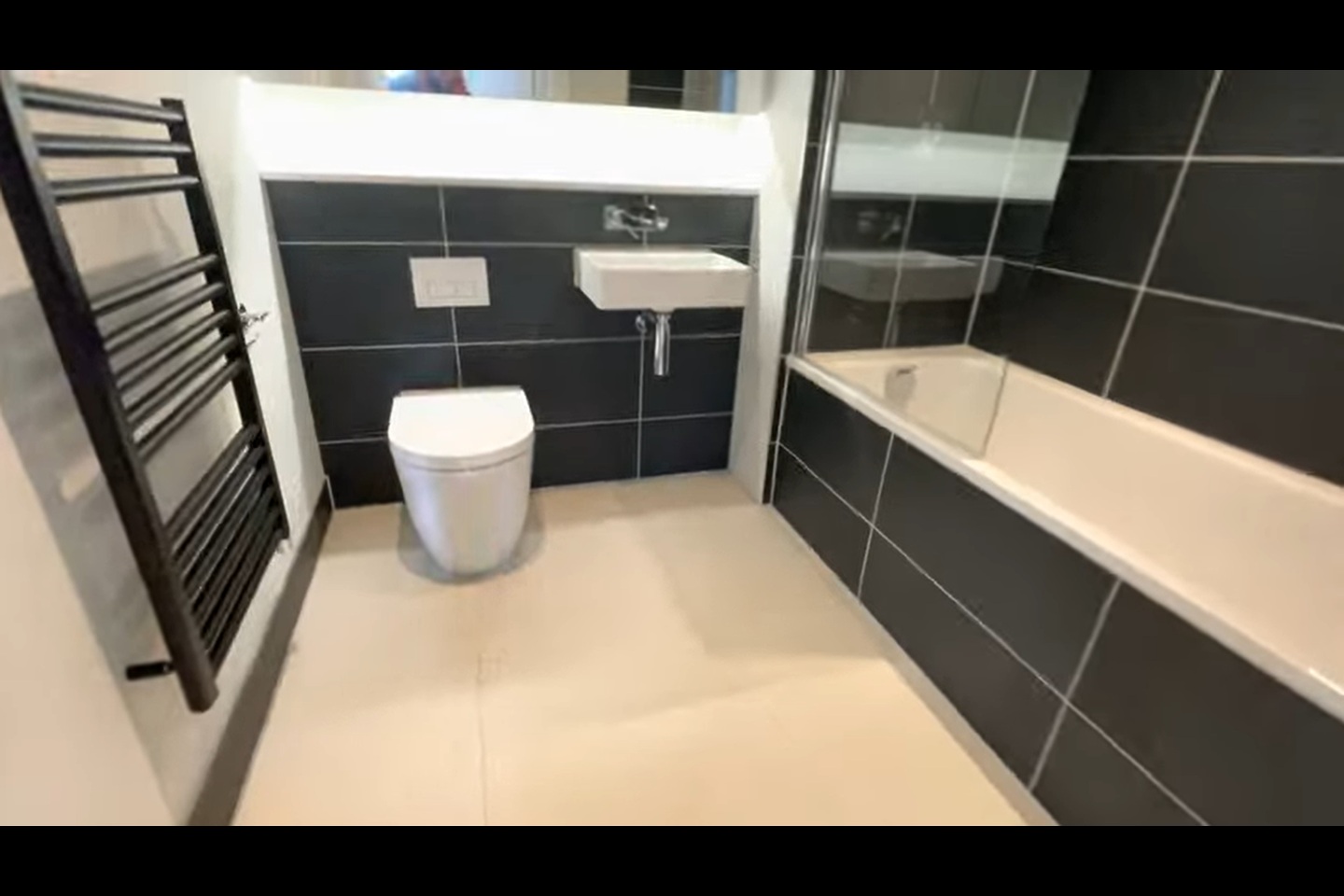 Additional image 3 of 2 Bed Flat, Aspin Lane, M4, N1 7GU