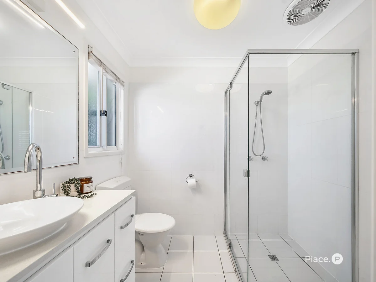 Additional image 11 of 129 Biggs Avenue, Beachmere QLD 4510