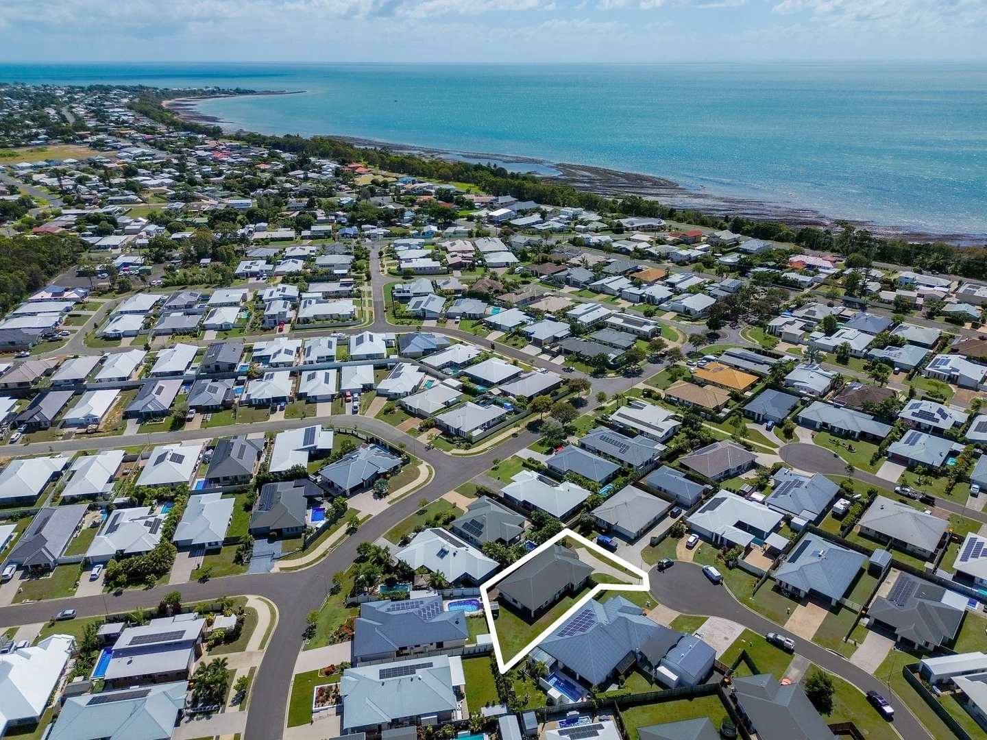 6 Regatta Court, Pialba QLD 4655