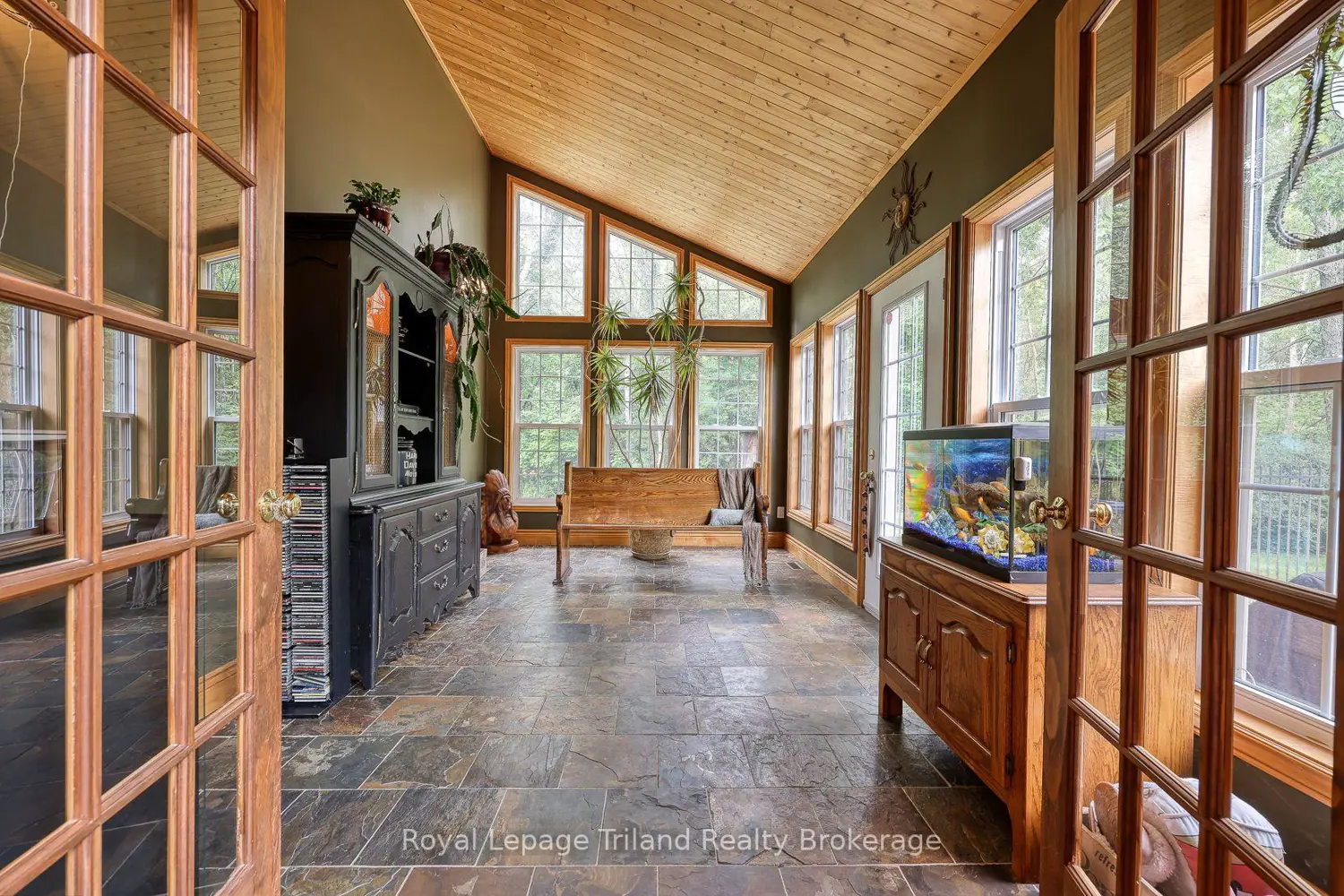 Additional image 4 of 537 Plowman's Line
