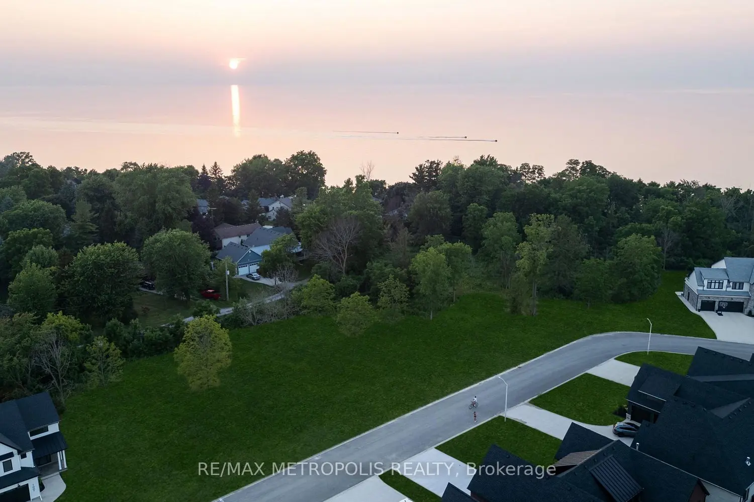 7069 Blue Coast Heights photo 4