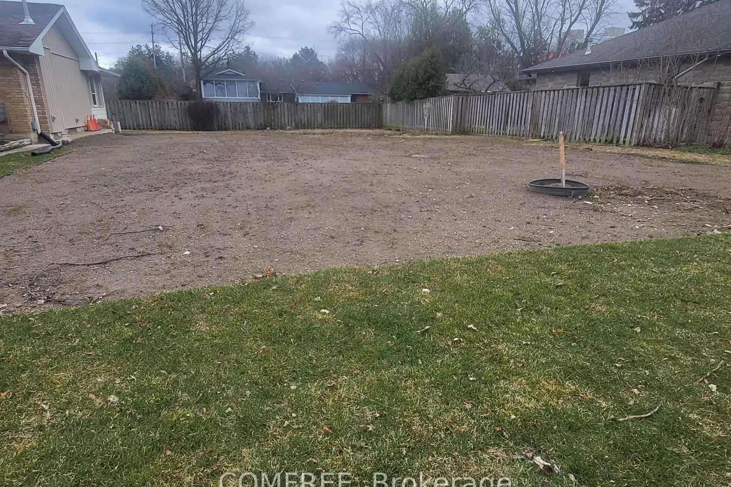 10 Lynwood Avenue photo 2
