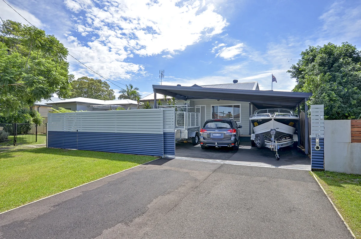 16 Dorothy Avenue, Woy Woy NSW 2256