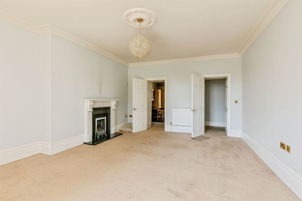 Additional image 3 of 3 bed flat for saleBeckspool Road, Frenchay, Bristol BS16