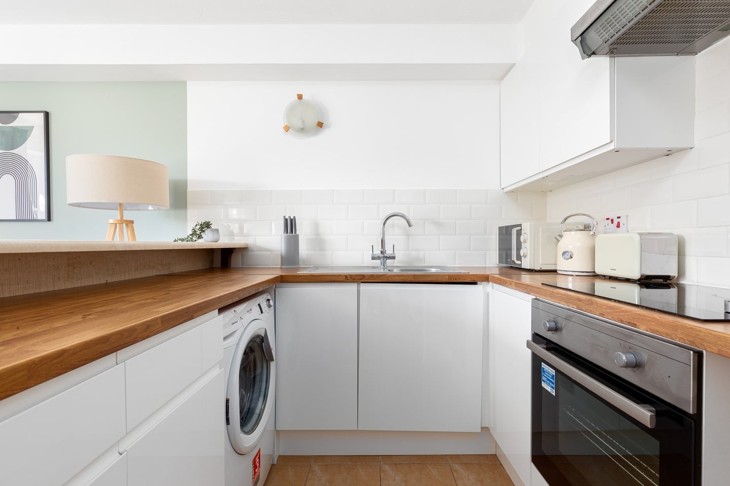 1 Bed Flat, Goodwin Close, SE16, N1 7GU photo 5