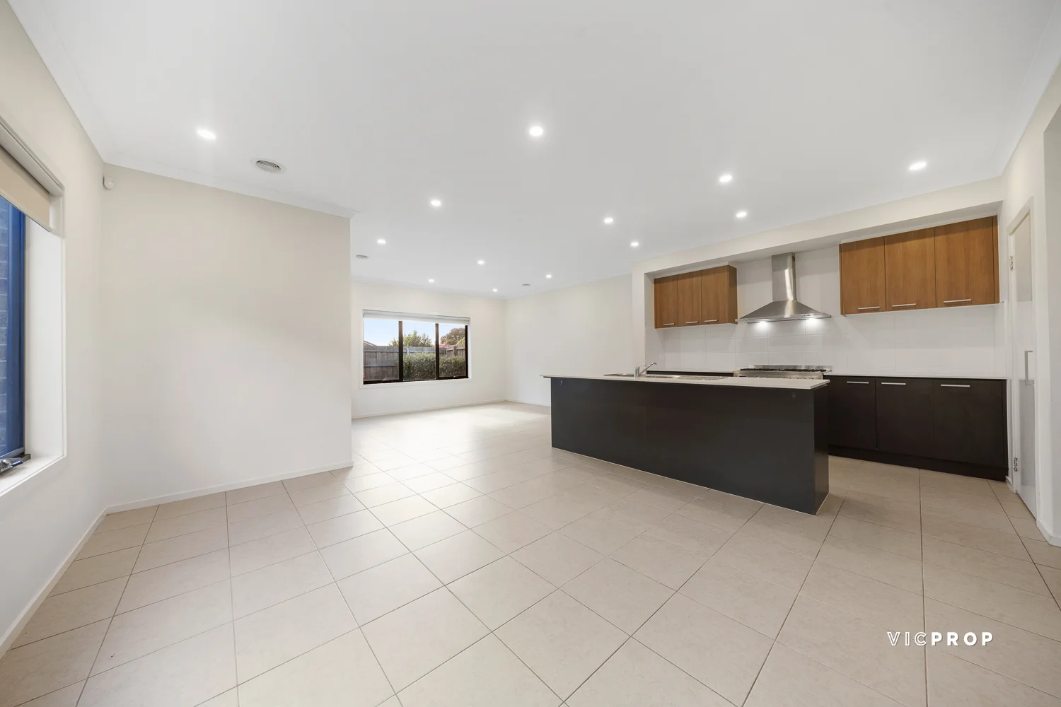 Additional image 6 of 43 Indura Drive, Werribee VIC 3030