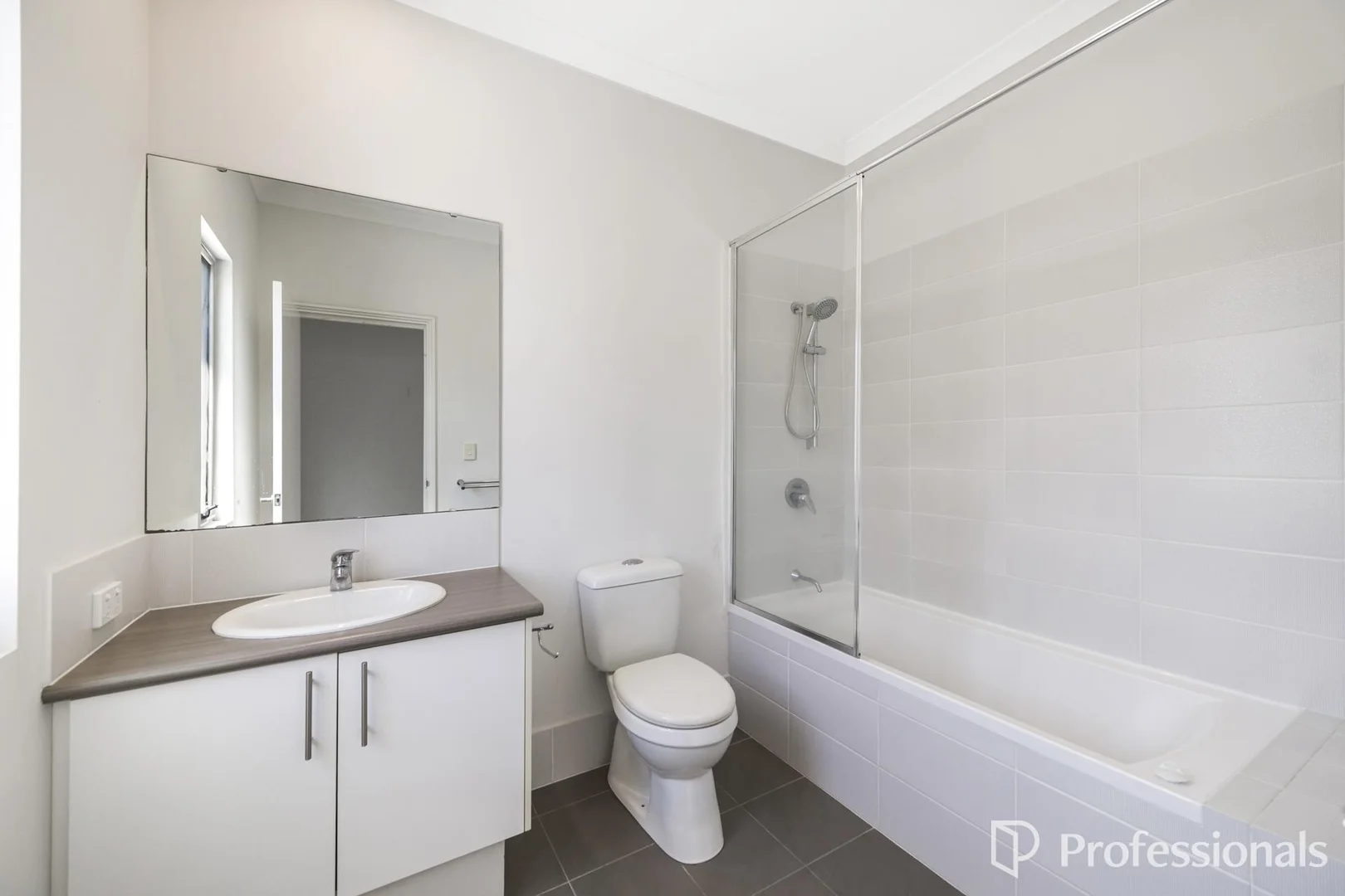Additional image 14 of 34 Laila Turn, Madeley WA 6065