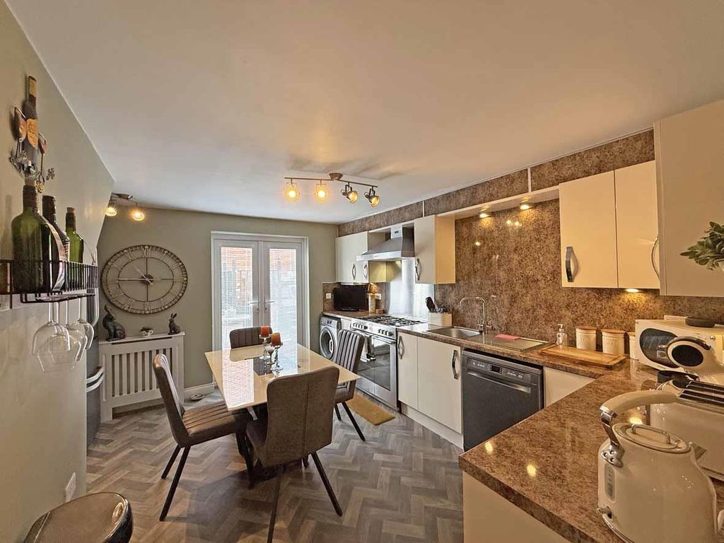 Additional image 6 of 2 bed detached house for saleFrobisher Approach, Manadon Park, Plymouth PL5