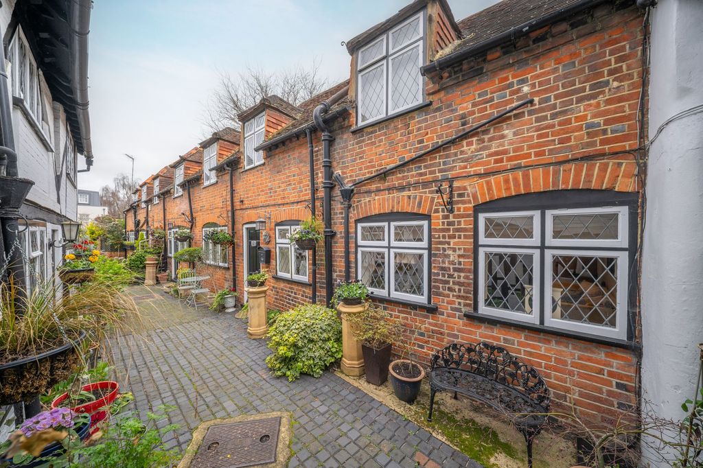 Additional image 3 of 3 bed semi-detached house for saleTurks Head Court, Eton SL4