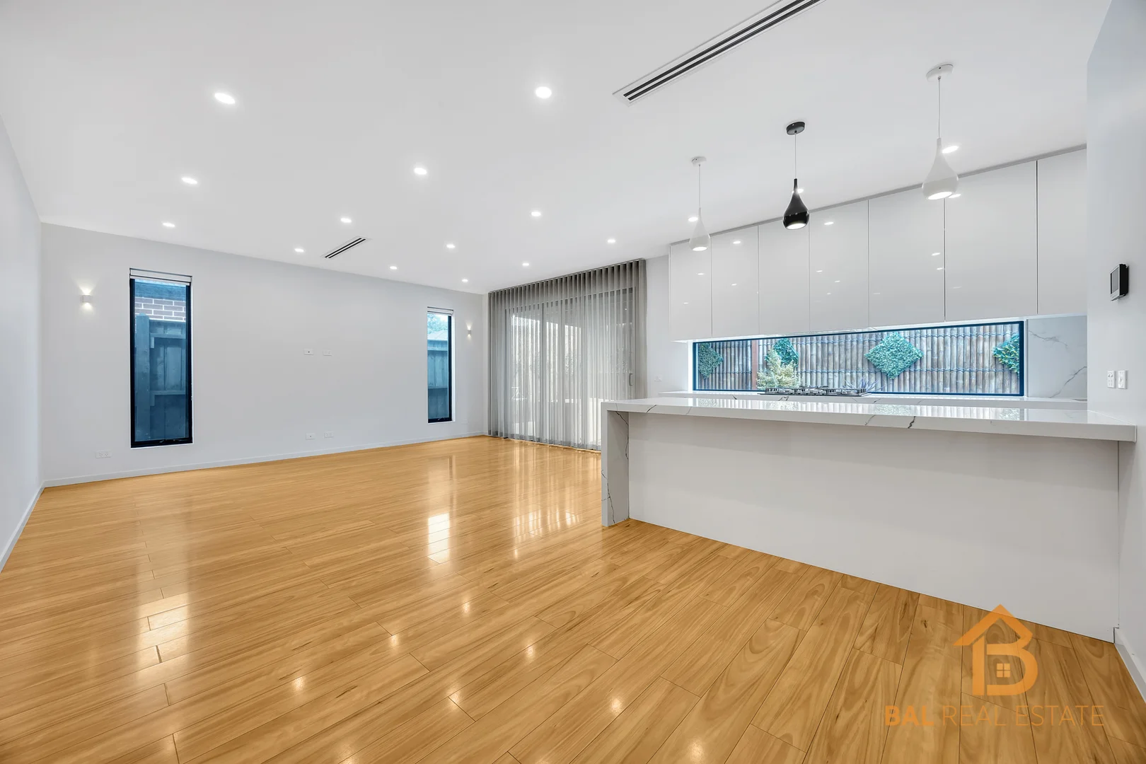 Additional image 11 of 5 Acorn Close, Mickleham VIC 3064