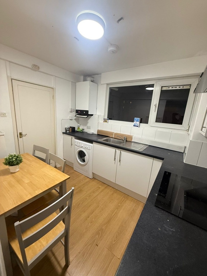 Room in a Shared House, Globe Road, E1, N1 7GU photo 5