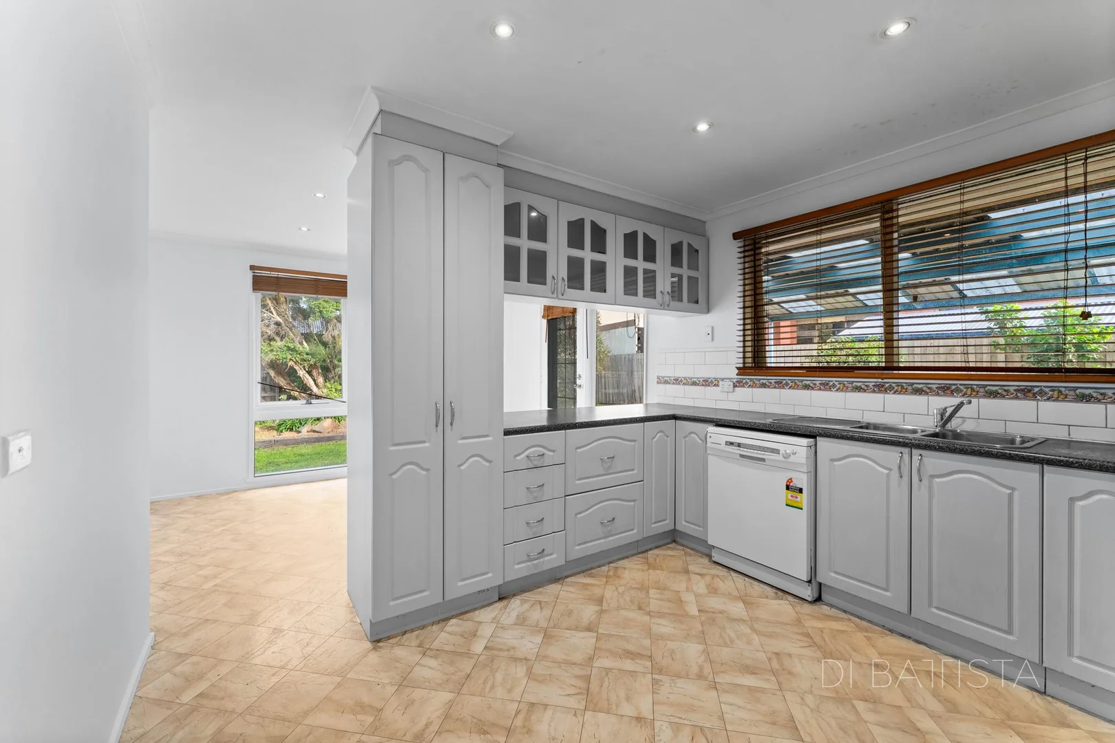 Additional image 8 of 4 Harper Close, Craigieburn VIC 3064