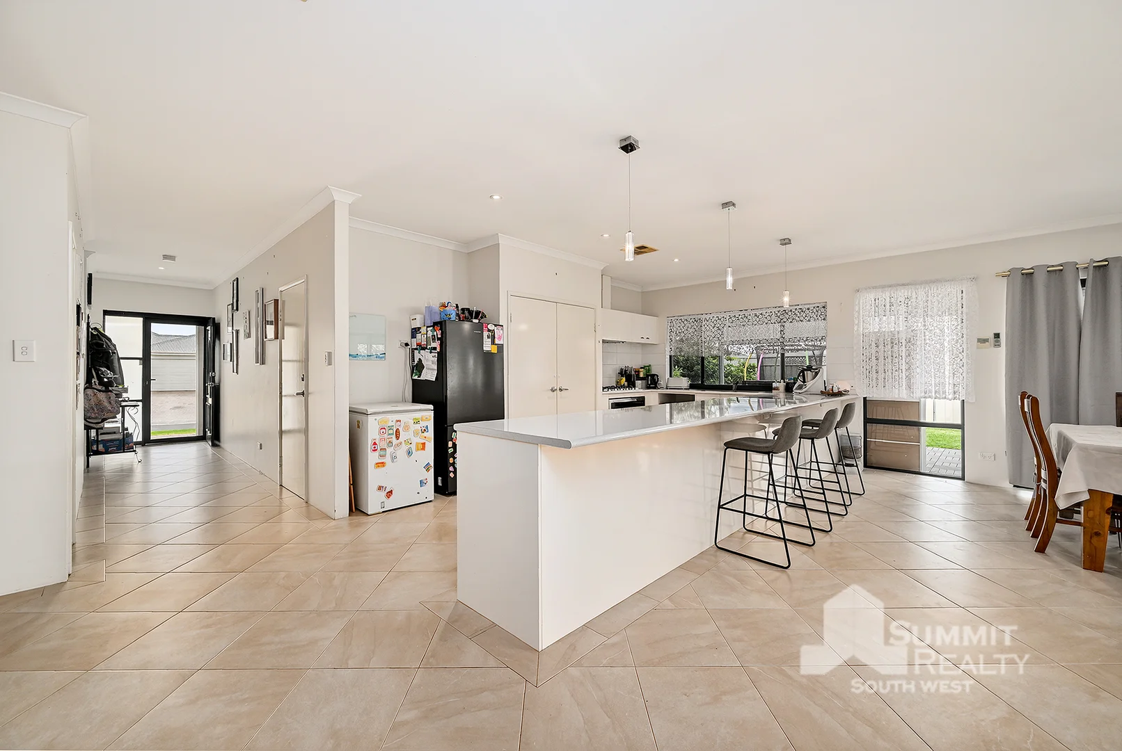 Additional image 3 of 16 Pluto Drive, Australind WA 6233
