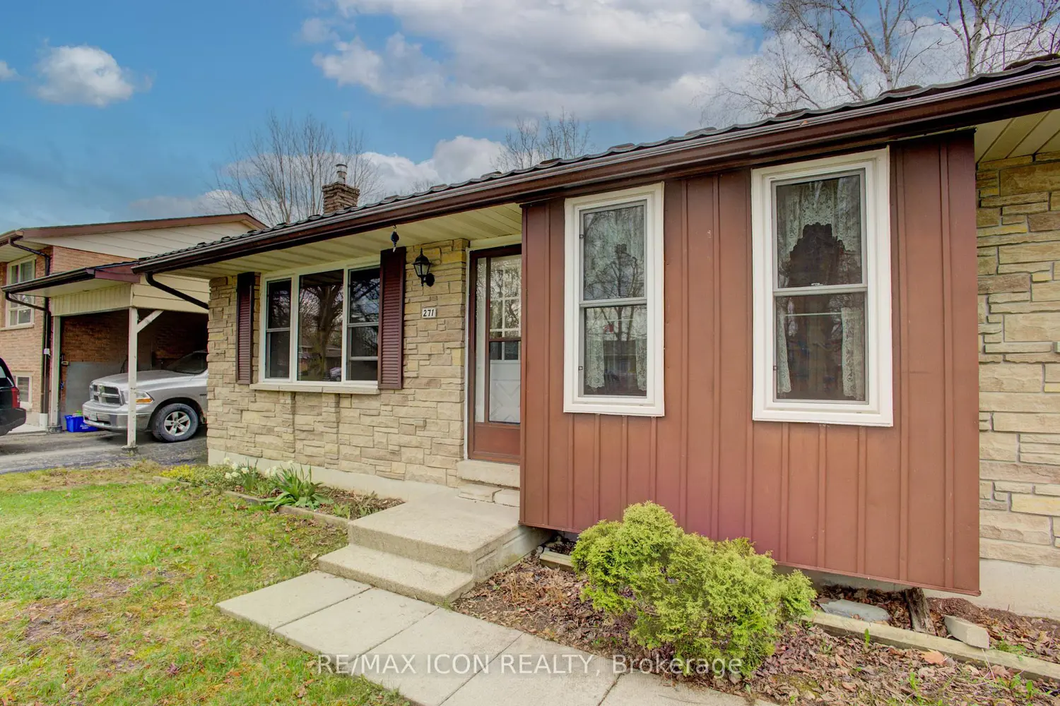 Additional image 3 of 271 Forest Glen Crescent