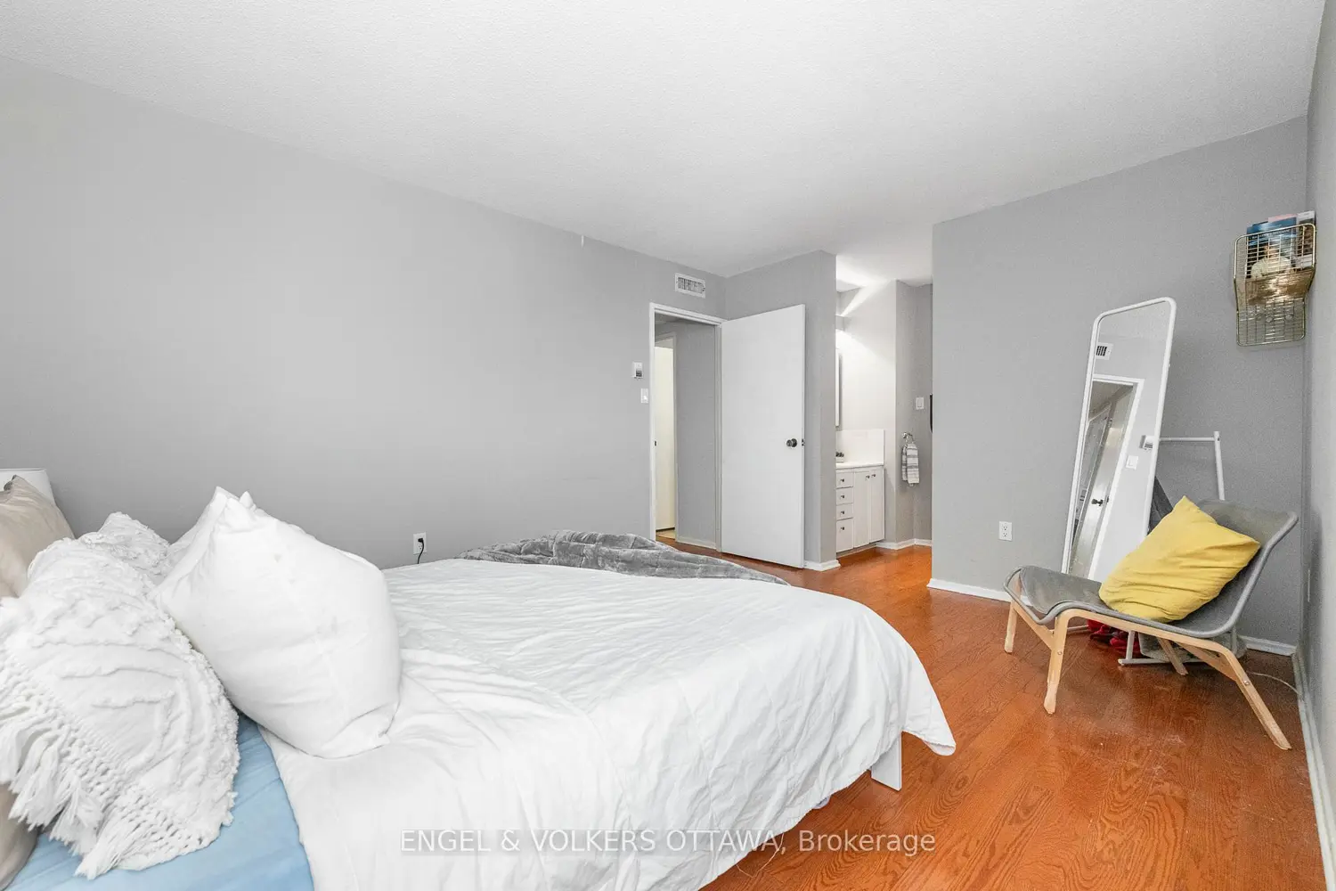 Additional image 14 of 373 Laurier Avenue 906