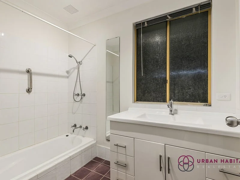 Additional image 9 of 1 Joiner Place, Parmelia WA 6167