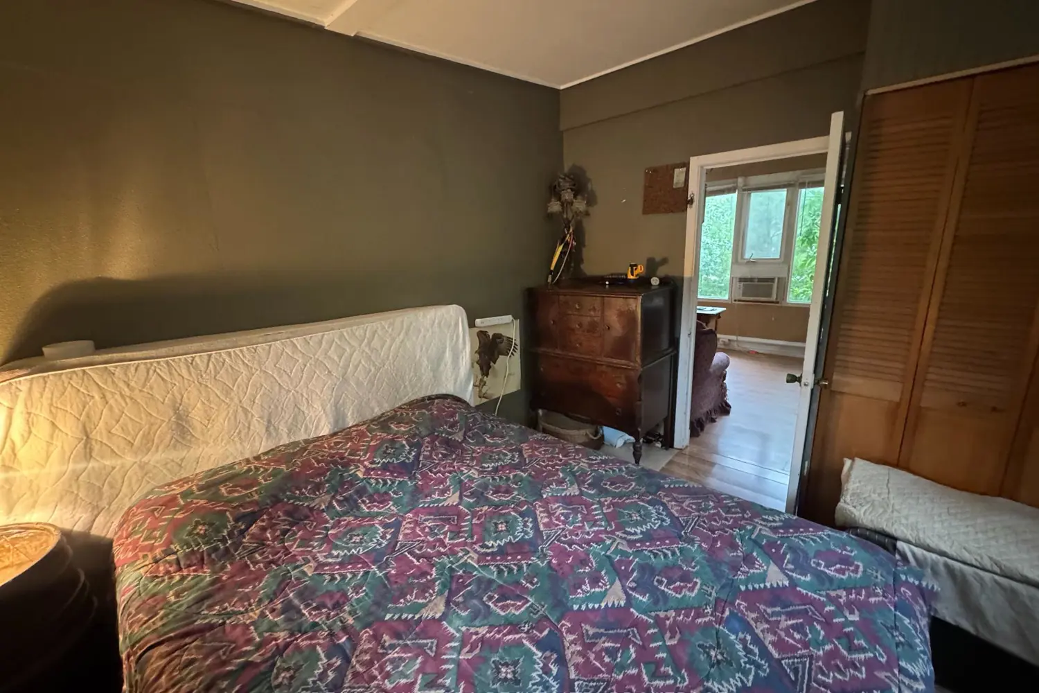1640 Dominion Road photo 3