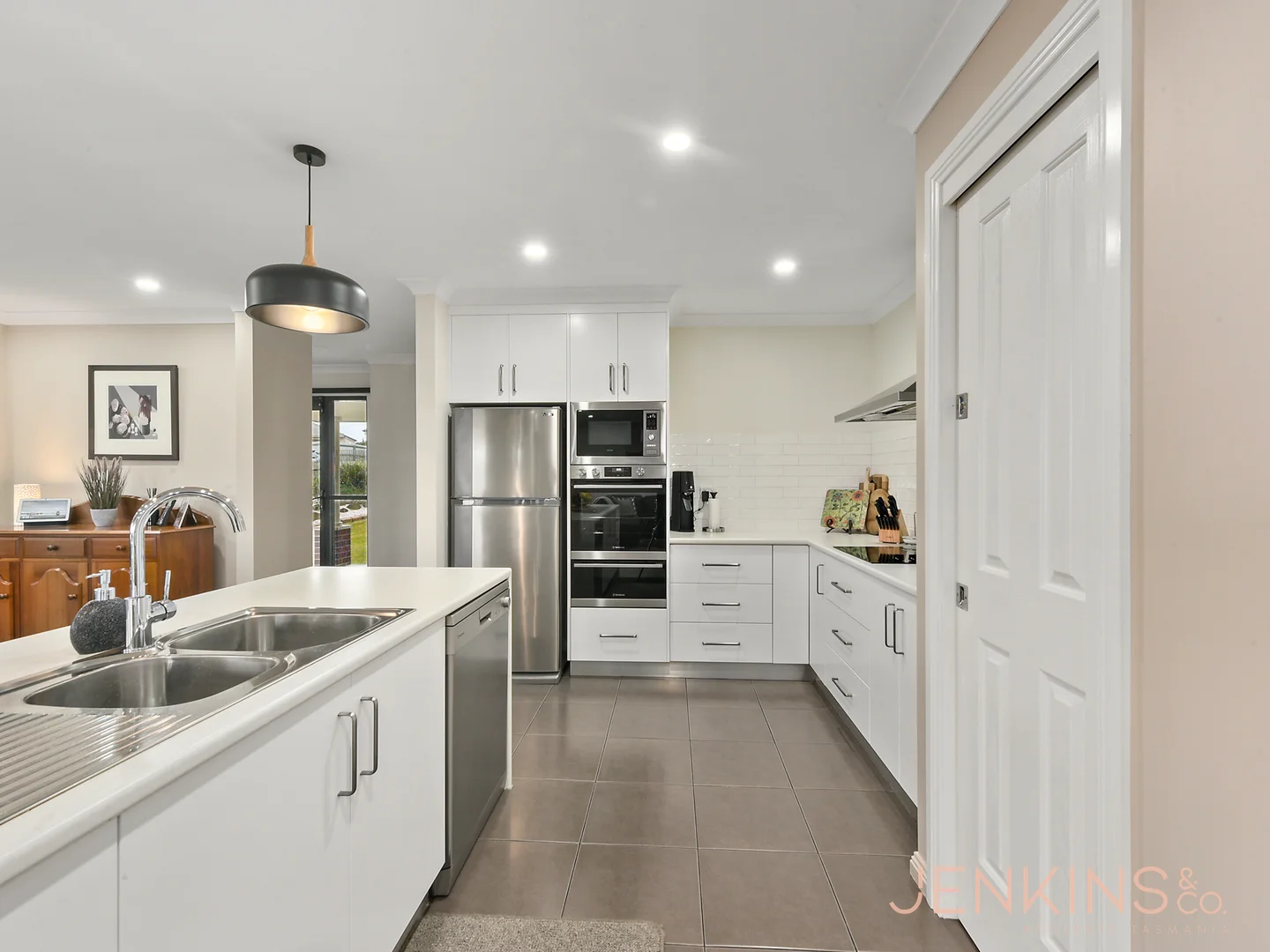 Additional image 4 of 3 Sarinda Close, Newnham TAS 7248