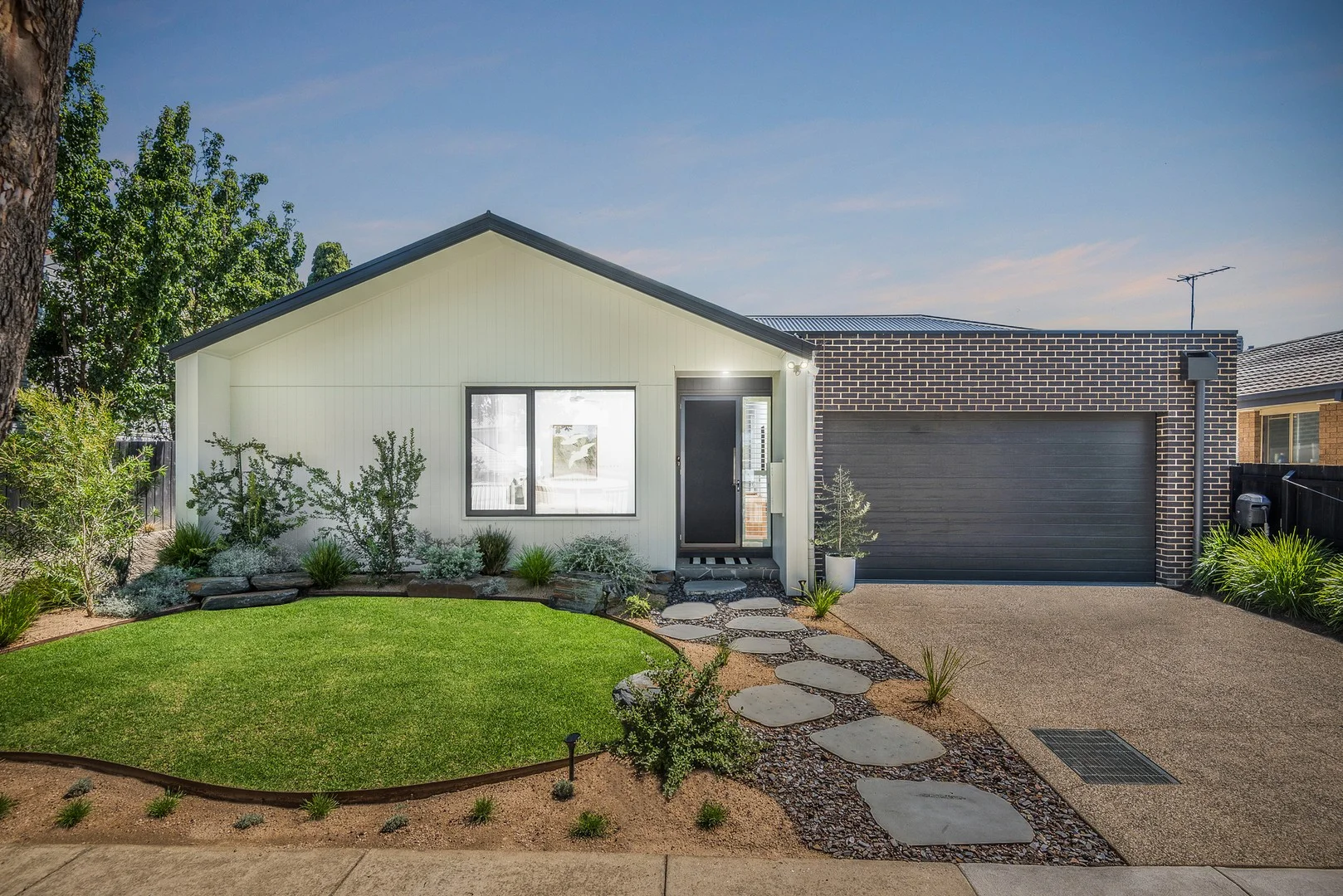 14B Adelaide Street, Highton VIC 3216
