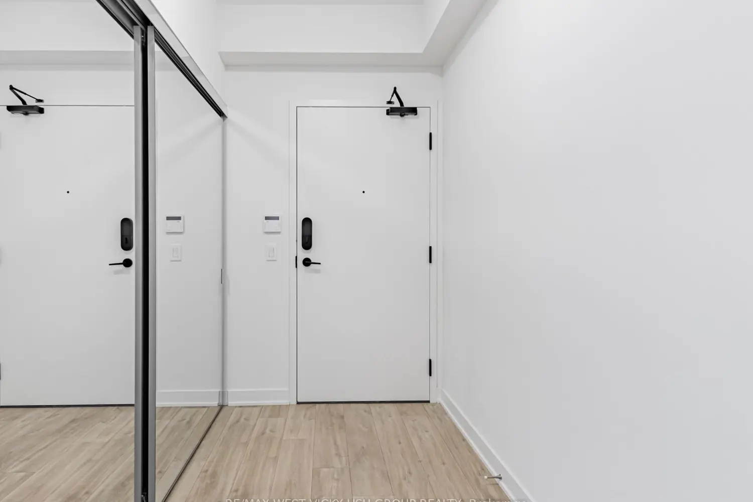 Additional image 3 of 100 Dalhousie Street 3301