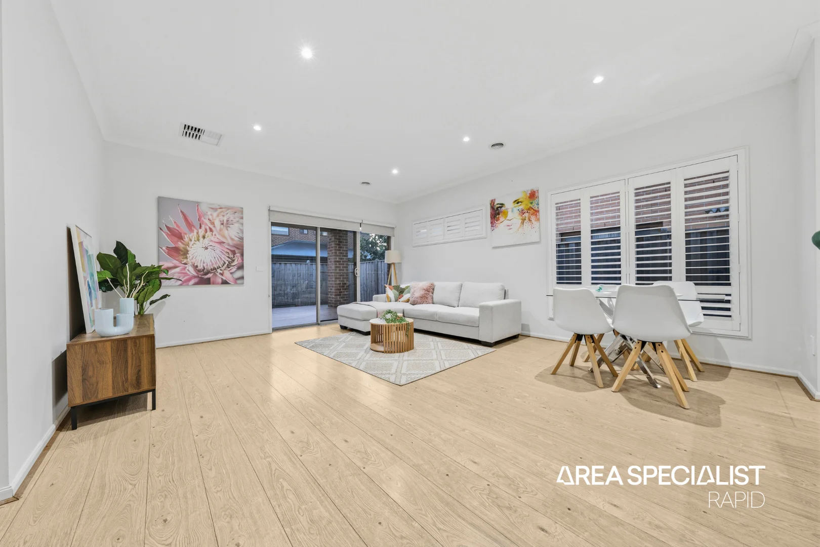 Additional image 9 of 18 Greenslate Street, Clyde North VIC 3978