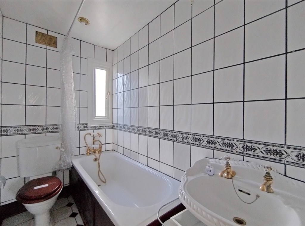 1 Bed Flat, Jackson Road, N7, N1 7GU photo 5