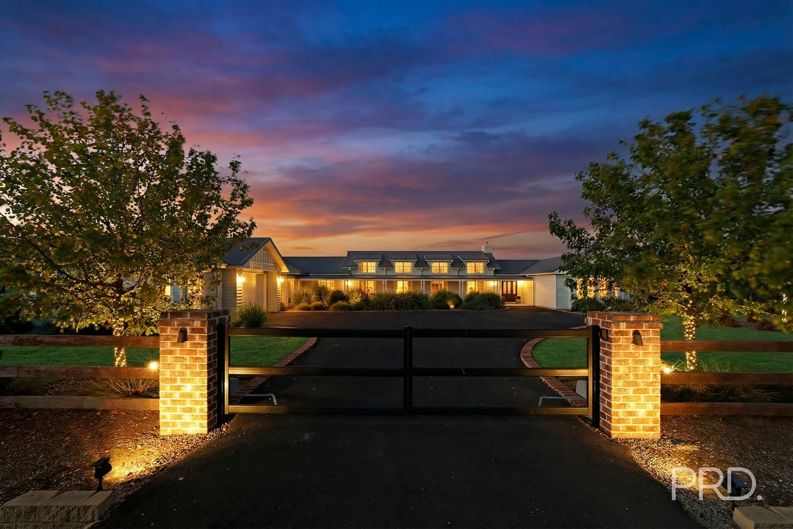 8 Rodeo Drive, Tamworth NSW 2340