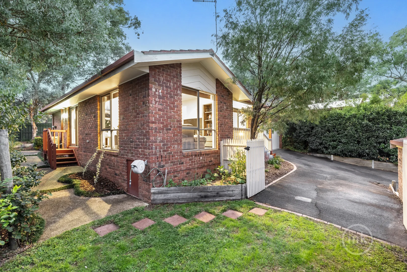 Additional image 10 of 3/22 Nicholson Close, Research VIC 3095